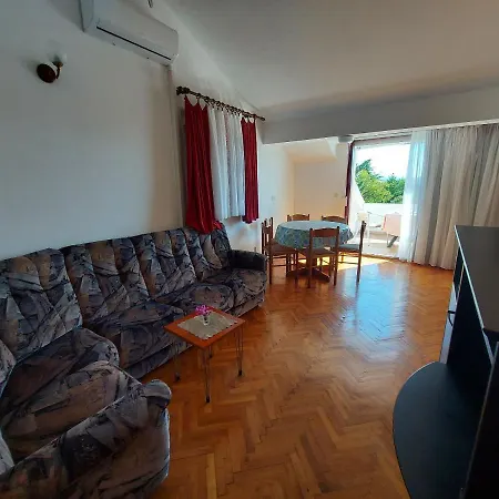 Apartment Franjo *