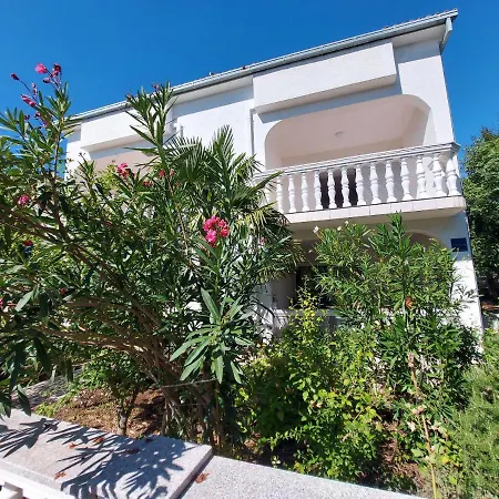 Apartment Franjo